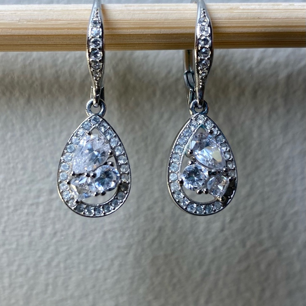 Elegant Silver Teardrop Earrings